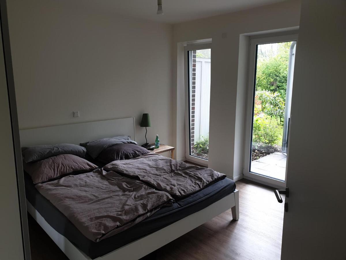 Schones Privatzimmer In Einem Neubau オルデンブルク エクステリア 写真